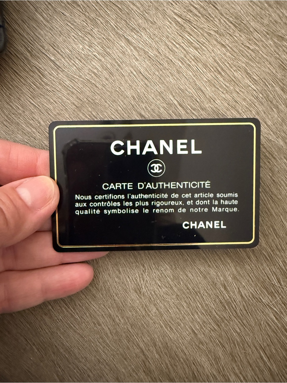 Chanel Quilted Patent Leather Compact Wallet - Grey - Picture 5 of 6